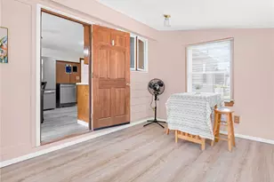 73 Salix St, Warwick, RI 02889 - Photo 14