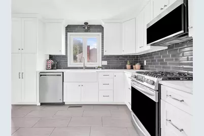 4 Juniper Drive, West Warwick, RI 02893 - Photo 8