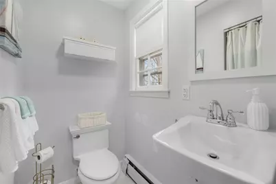 384 Valley Road, Middletown, RI 02842 - Photo 22