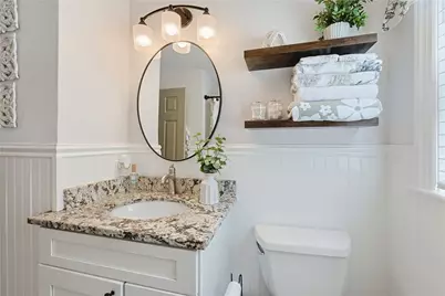 7 Whipple Avenue, Barrington, RI 02806 - Photo 12