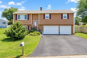 97 Anson Rd, Portsmouth, RI 02871 - Photo 1