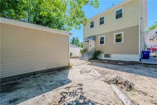 31 Bowdoin St, Providence, RI 02909 - Photo 32