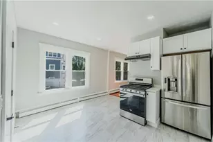 31 Bowdoin St, Providence, RI 02909 - Photo 24