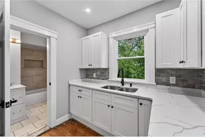 31 Bowdoin Street, Providence, RI 02909 - Photo 6