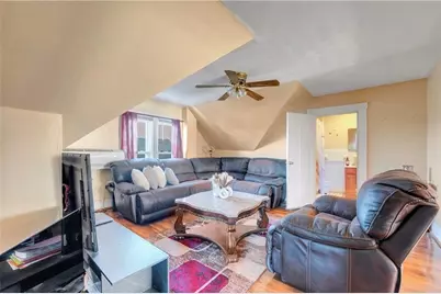 276 Lonsdale Avenue #4, Pawtucket, RI 02860 - Photo 4