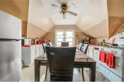 276 Lonsdale Avenue #4, Pawtucket, RI 02860 - Photo 1