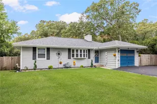 30 Black Creek Ln, Warwick, RI 02888 - Photo 32
