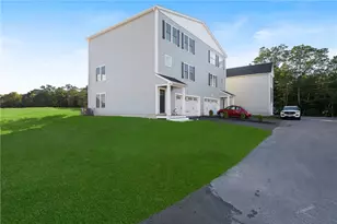 1 Old County Vlg Wy, Smithfield, RI 02917 - Photo 38
