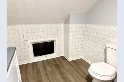 806 Main Street, West Warwick, RI 02893 - Photo 18