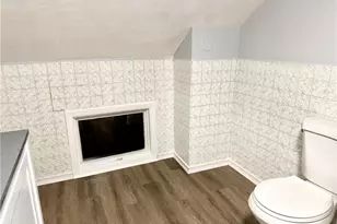 806 Main St, West Warwick, RI 02893 - Photo 18
