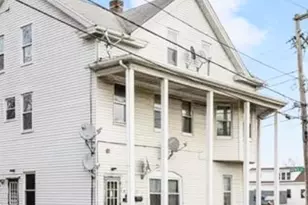 806 Main St, West Warwick, RI 02893 - Photo 1