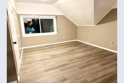 806 Main Street, West Warwick, RI 02893 - Photo 8