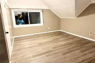 806 Main St, West Warwick, RI 02893 - Photo 8