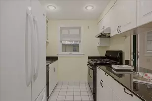 40 Web Ave Ave, North Kingstown, RI 02852 - Photo 10
