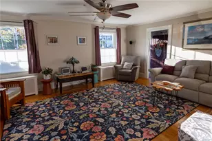 506 Fair St, Warwick, RI 02888 - Photo 4