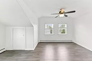 57 Everett St, Pawtucket, RI 02861 - Photo 6