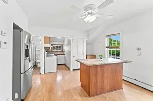 57 Everett St, Pawtucket, RI 02861 - Photo 2