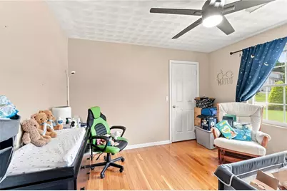 19 Gilcrest Drive, West Warwick, RI 02893 - Photo 12