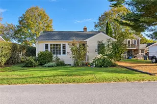 39 Green Kinyon Driftway, Narragansett, RI 02882 - Photo 1