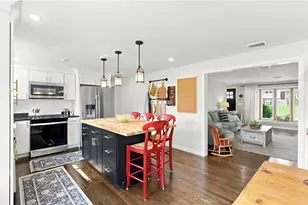 8 Elmhurst Dr, Smithfield, RI 02828 - Photo 10