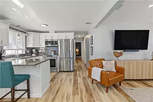 162 E View Ave, Cranston, RI 02920 - Photo 6