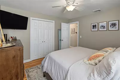162 East View Avenue, Cranston, RI 02920 - Photo 16