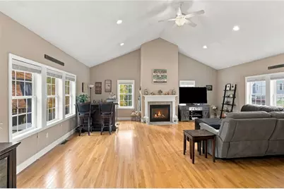 18 Arbor Drive, Cranston, RI 02921 - Photo 22