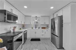 546 Robinson St, Woonsocket, RI 02895 - Photo 1