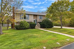 10 Melville Ln, Narragansett, RI 02882 - Photo 1