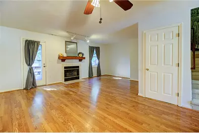 1603 Plainfield Pike #D8, Johnston, RI 02919 - Photo 8