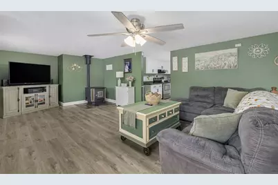 1034 Stafford Road, Tiverton, RI 02878 - Photo 8