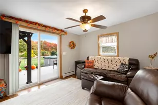 38 Pitman Rd, Warwick, RI 02886 - Photo 10