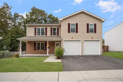 124 Bishop Avenue, East Providence, RI 02916 - Photo 2