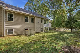 249 Spencer Woods Dr, East Greenwich, RI 02818 - Photo 32
