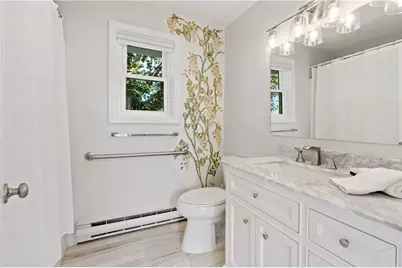 18 Warren Avenue, Middletown, RI 02840 - Photo 22
