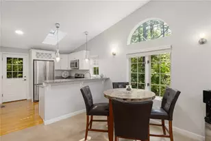 25 White Birch Ct, North Kingstown, RI 02852 - Photo 8