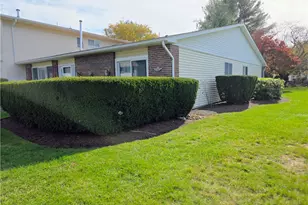 732 Manomet Ct, Warwick, RI 02886 - Photo 14