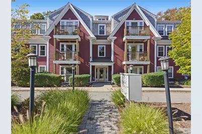751 Metacom Avenue #10, Bristol, RI 02809 - Photo 1