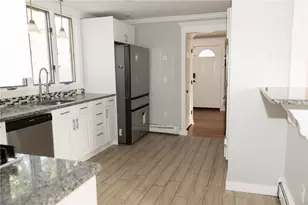 872 Main Ave, Warwick, RI 02886 - Photo 14