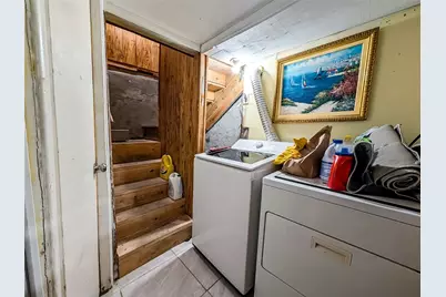 236 Vermont Avenue, Providence, RI 02905 - Photo 34