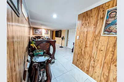 236 Vermont Avenue, Providence, RI 02905 - Photo 36