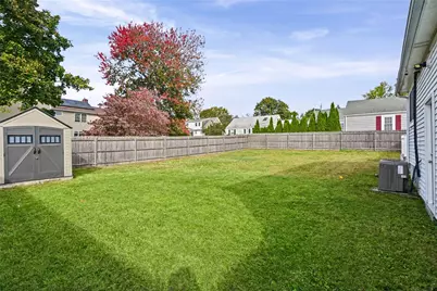 379 Dover Avenue, East Providence, RI 02914 - Photo 46