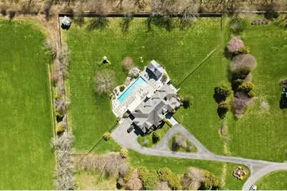 99 Meadowlark Lane, Portsmouth, RI 02871 - Photo 2