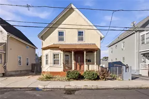39 Hillwood St, Providence, RI 02909 - Photo 1