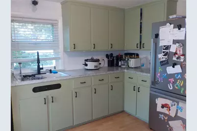 122 Fairfield Avenue, Woonsocket, RI 02895 - Photo 6