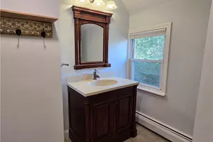 238 Roger Williams Ave, East Providence, RI 02916 - Photo 16