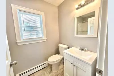 39 Benefit Street, Pawtucket, RI 02861 - Photo 8