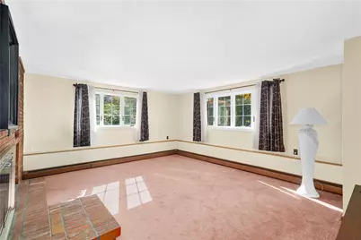 50 Pleasant Street, East Providence, RI 02916 - Photo 36