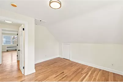 84 Elmcroft Avenue, Providence, RI 02909 - Photo 32