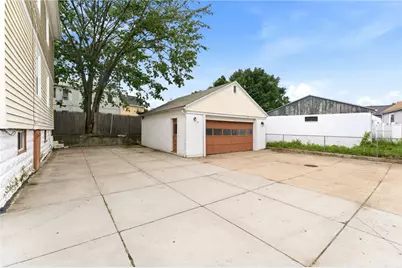 9 Octavia Street, Providence, RI 02909 - Photo 4